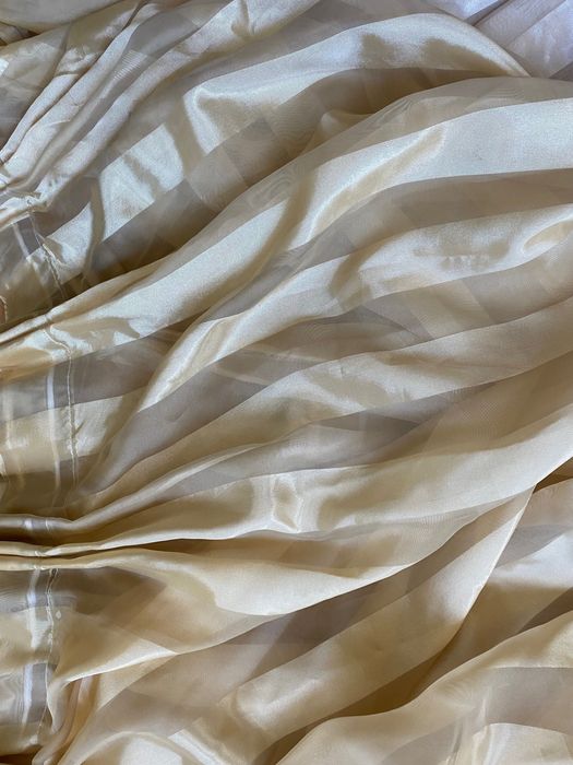 Пердета - бежов/златист цвят