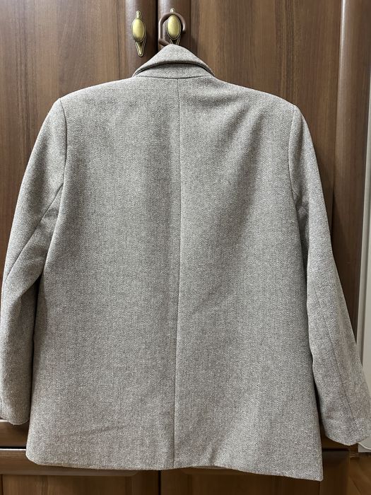 Сако с примес на вълна Zara - ново