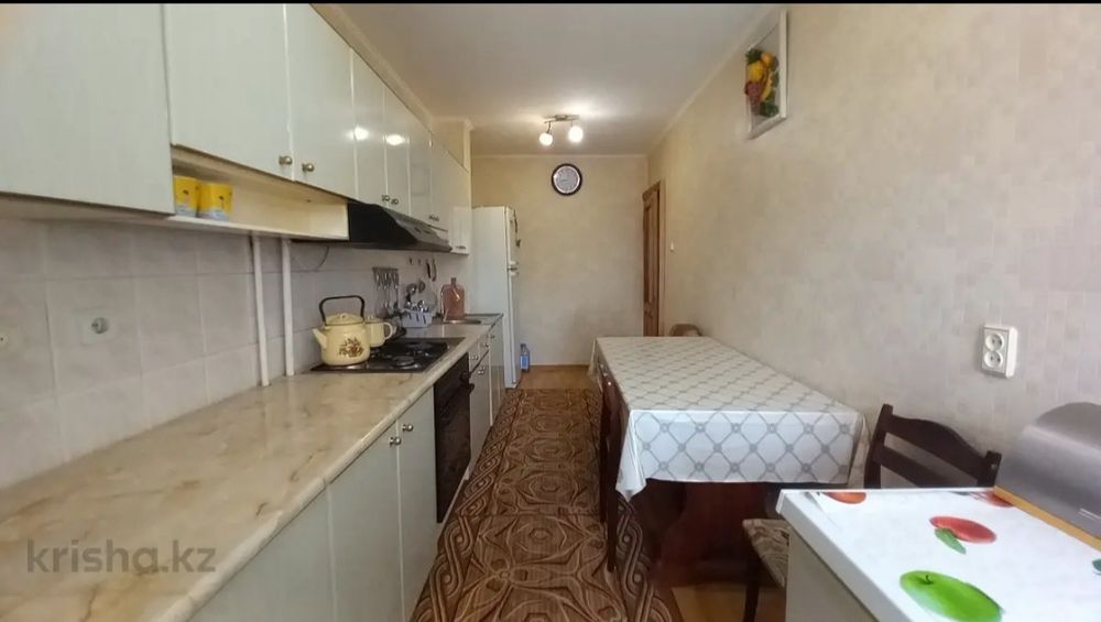 Продам 4 ком кв на проспекте