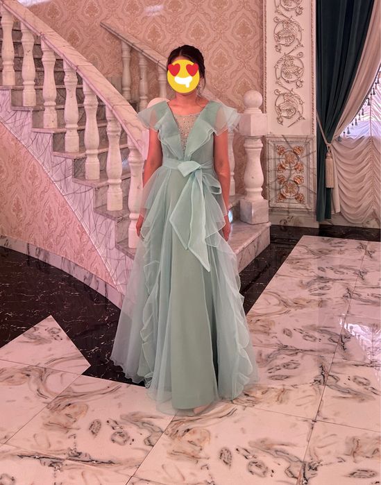 Продам платье почти новое