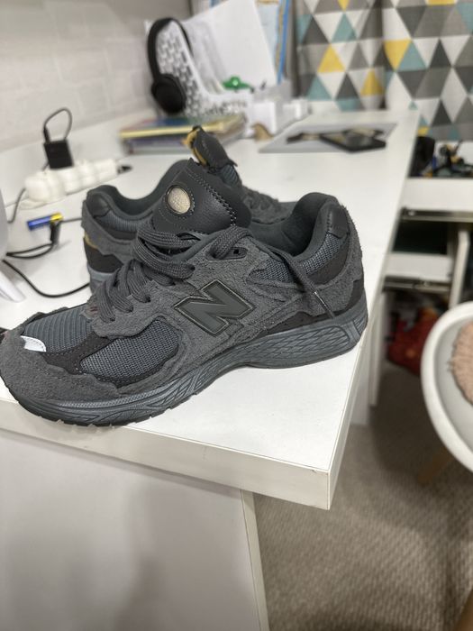 Продам  новые кроссовки