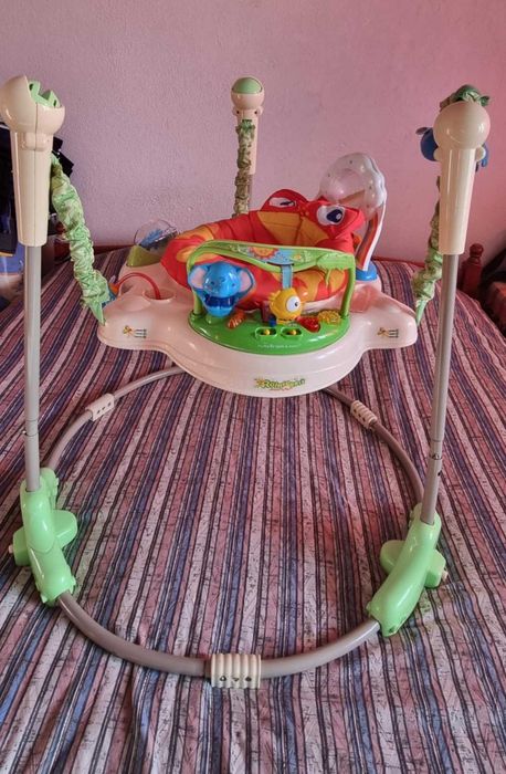 Детско бънджи и забавен център