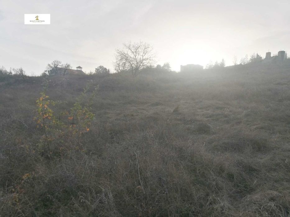 Продава се Парцел в с. Ковачевци, Област Перник - 5560 кв.м за 53 €/кв.м - Снимка #1