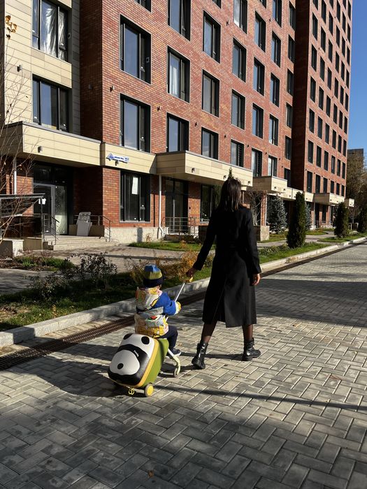 Детский чемодан коляска