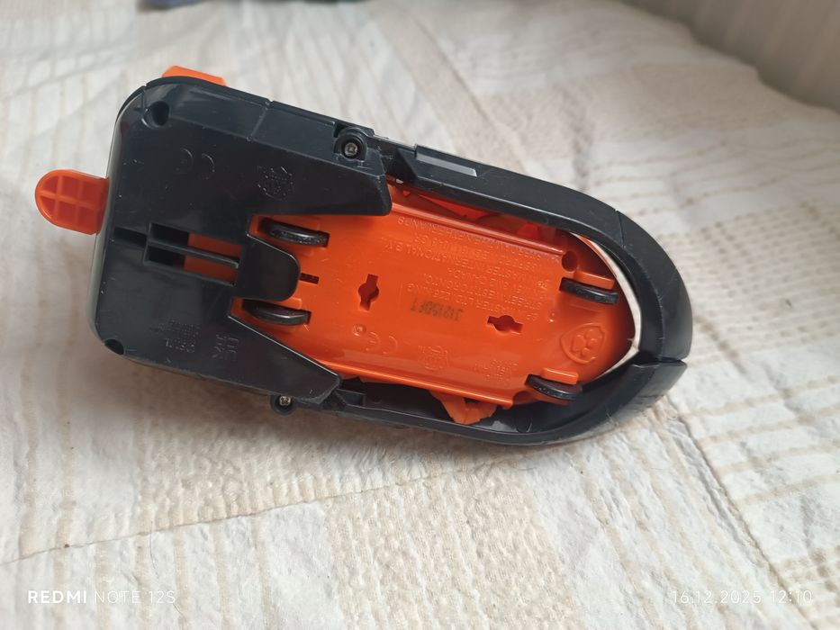 Figurina și barca Zuma Patrula Catelusilor