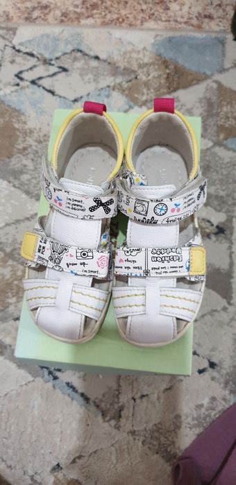 Сандали для девочек