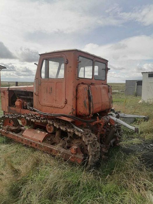Срочно продам трактор Т-4А