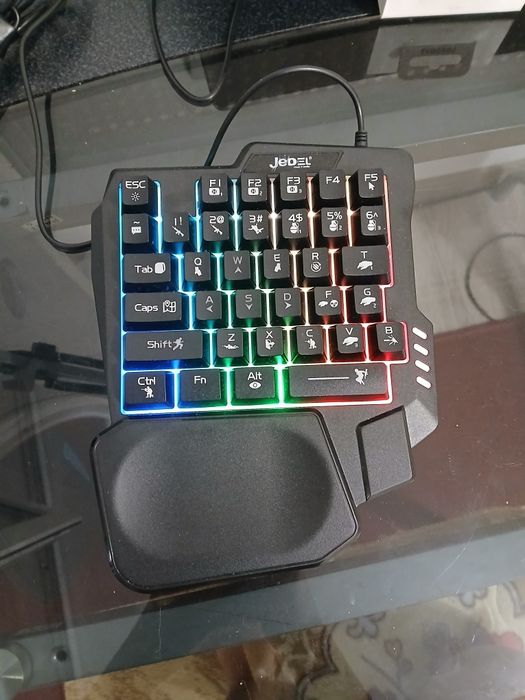 Продам мини клавиш