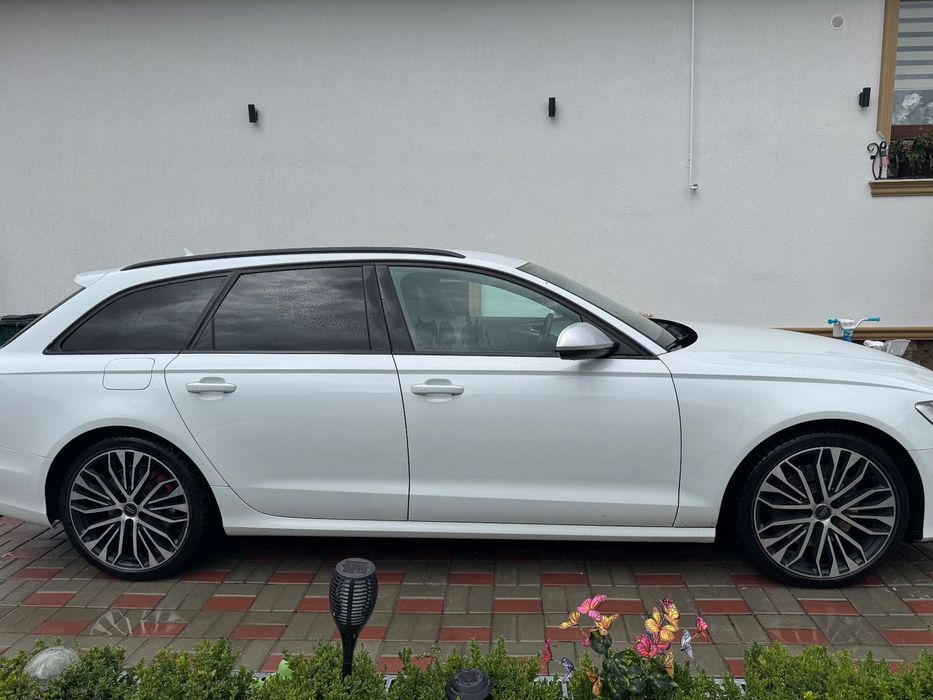 Audi A6 Avant