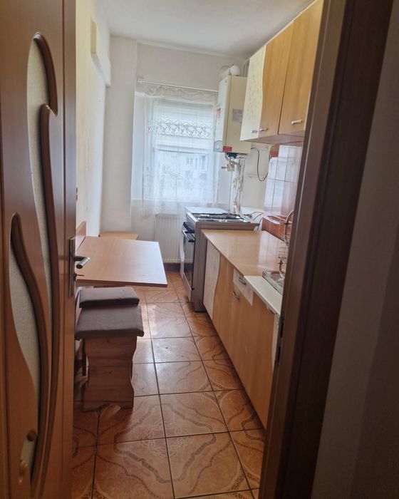 Închiriez Garsoniera cartierul baragan Sighisoara  pe termen lung 1000 RON+ garantie