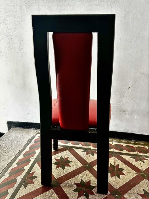 Scaune clasice cu piele naturala rosie- 2 bucati