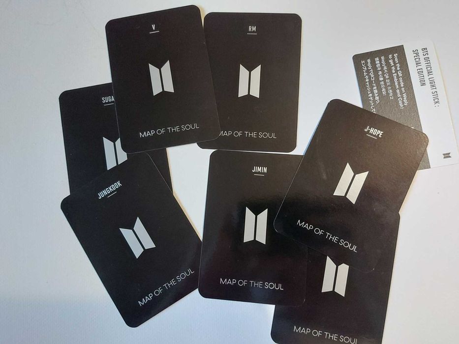 BTS официални фотокартички