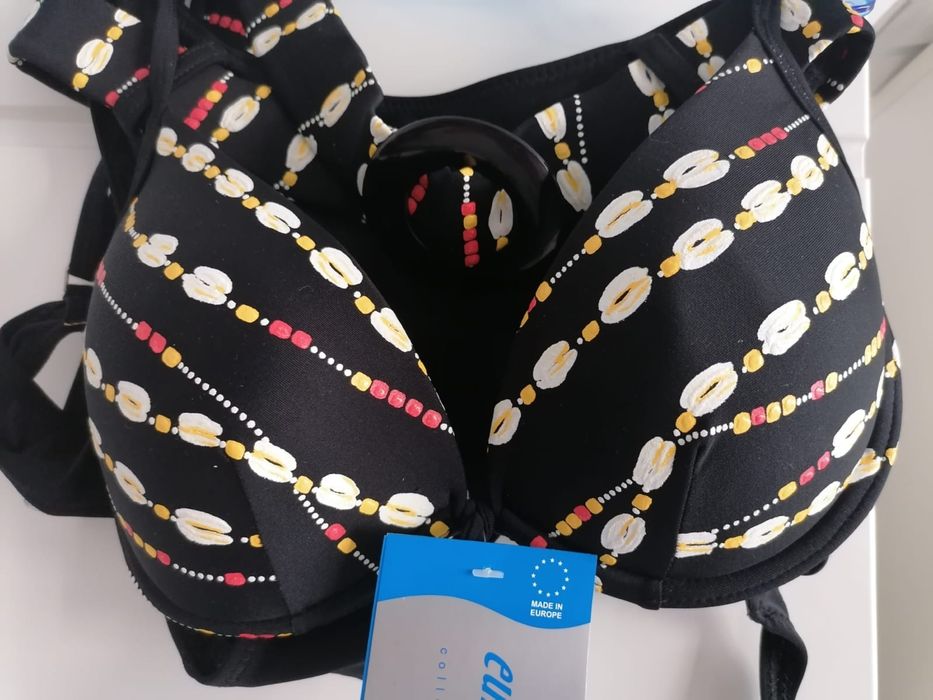 Costume de baie noi cu eticheta