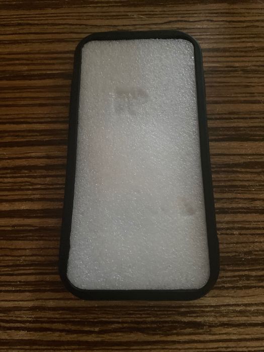 Продам чехол на iPhone 6