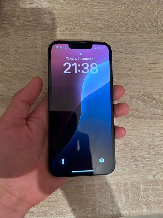 Идеал айфон 13 / IPhone 13  87%АКБ