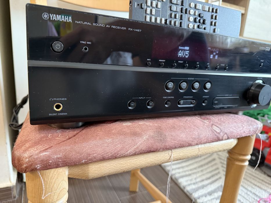 Yamaha RX-V467 resiver