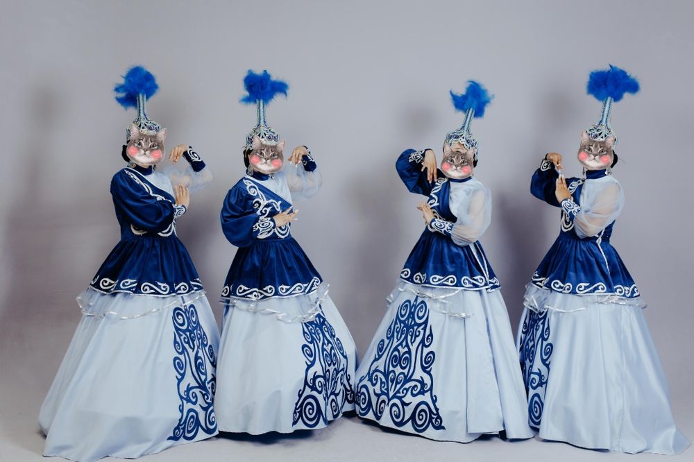 Прокат танцевальных костюмов