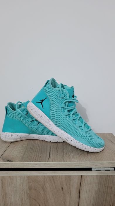 Adidași Jordan bărbați mărimea 42