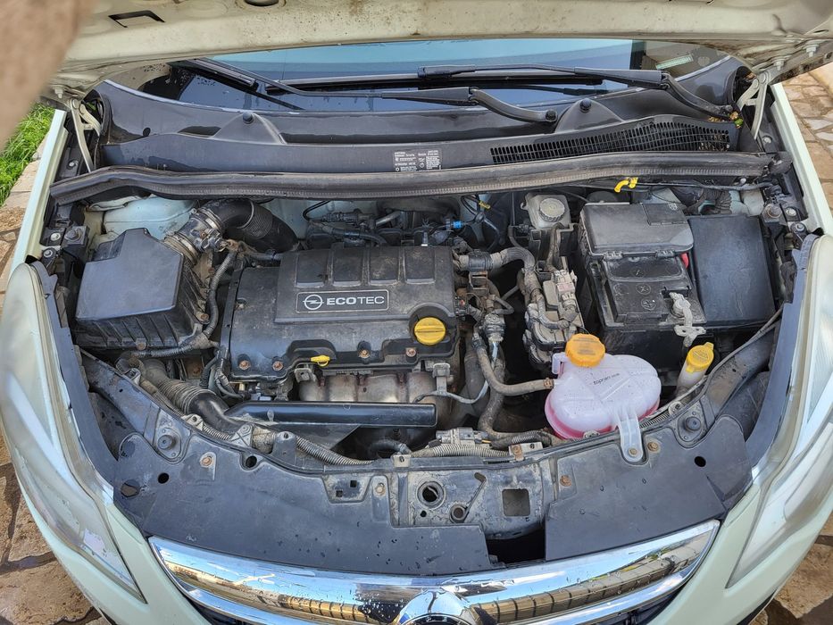 Opel Corsa D 2011 1.2 benzina EURO 5  unic proprietar