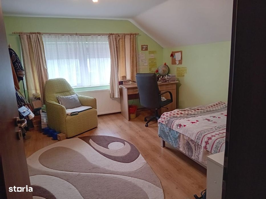 Casă cu 3 camere zona Gusterița