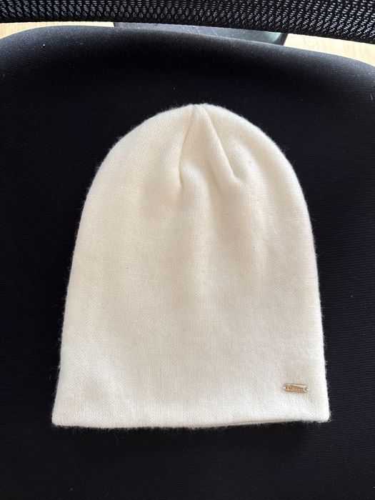 Зимна дамска шапка Cropp