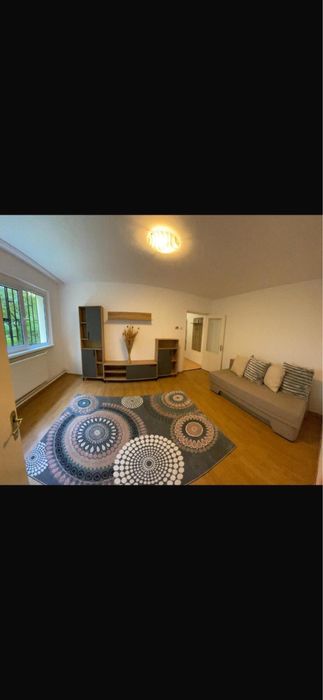 Direct Proprietar !!  Inchiriez apartament