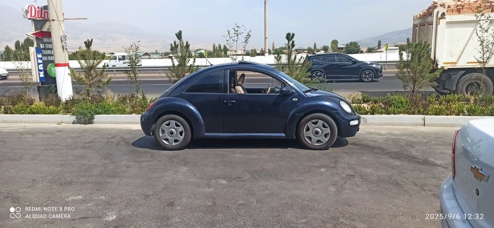 Vw beetle (Juk) 2002 yil benzin 2 litr motor avtomat karobka eksklyuzi