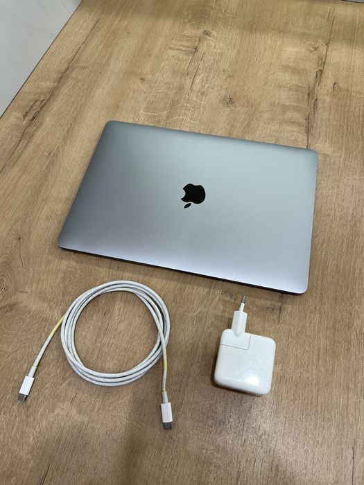 MacBook Air Retina, 13-inch, 2018