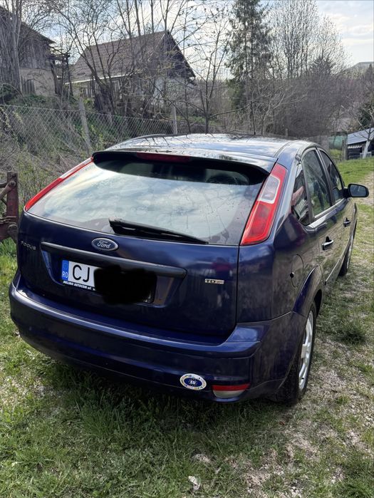 Vând Ford Focus din 2006.