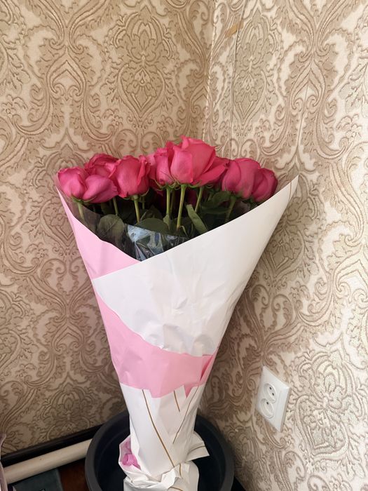 продаю свежие цветы 8к