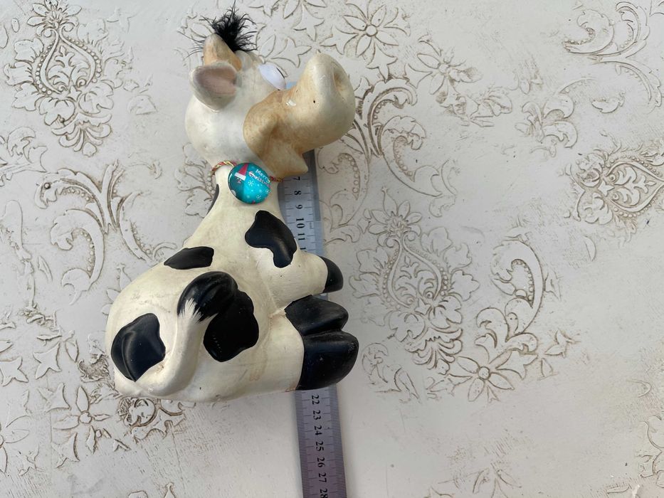 Коллекционная керамическая корова