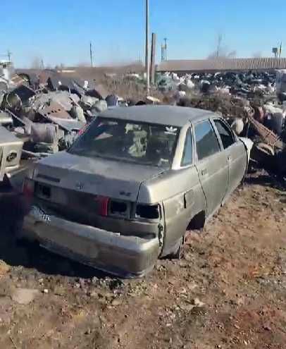 ваз 2110 продам.