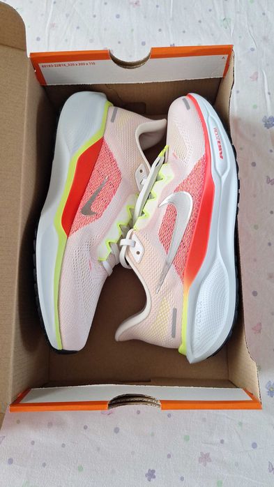 Дамски маратонки NIKE PEGASUS ZOOMX