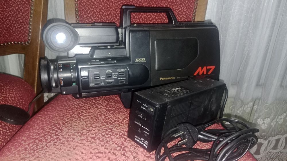Видео Камера  Panasonic  M7.