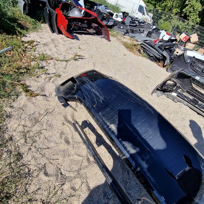 Tesla Y предна броня