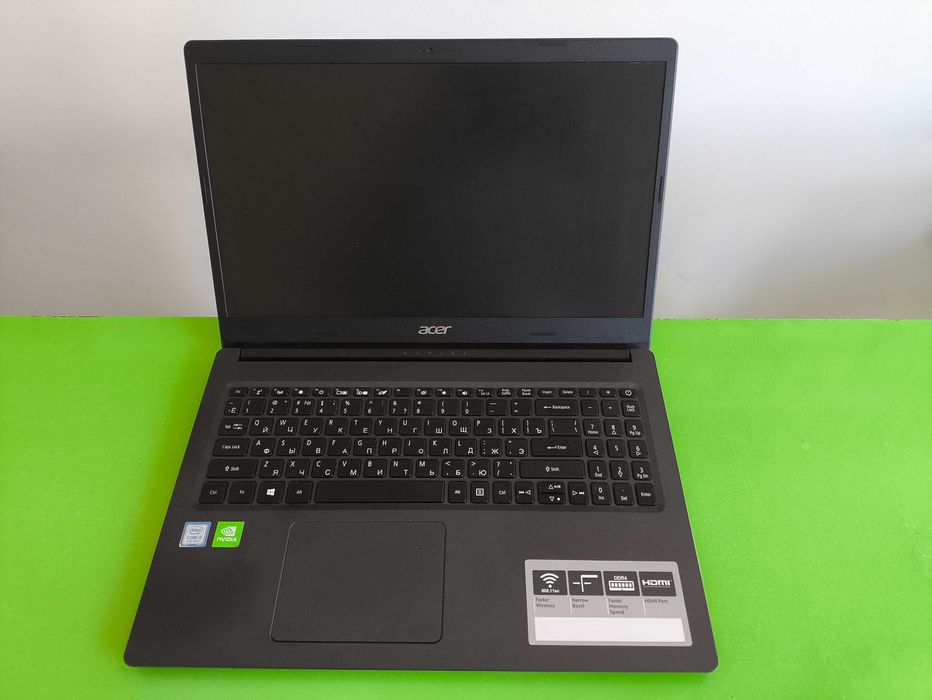 ACER Aspire A315-55 Ноутбук