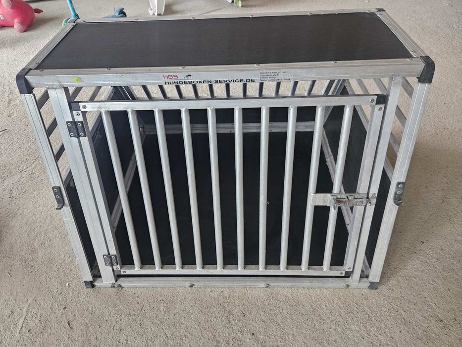 Продавам алуминиева клетка за куче – 120 €