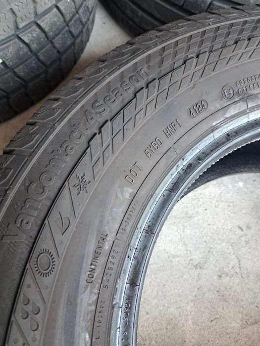 2 anvelope Allseasons 235 65 r16 C Continental