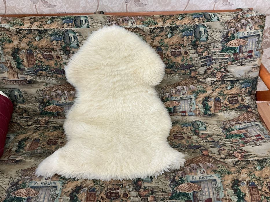 Коврики из натуральной овчины ИКЕА ( швеция)