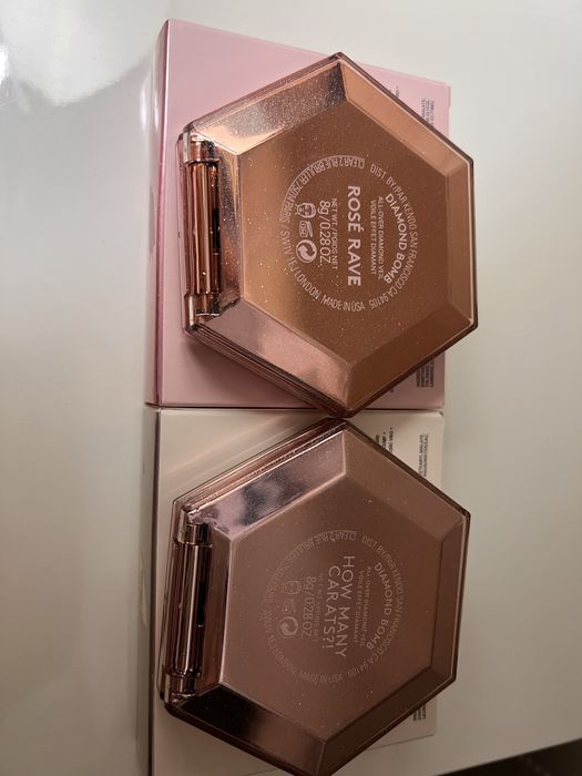Fenty Beauty Diamond Bomb Highlighter -  Nou