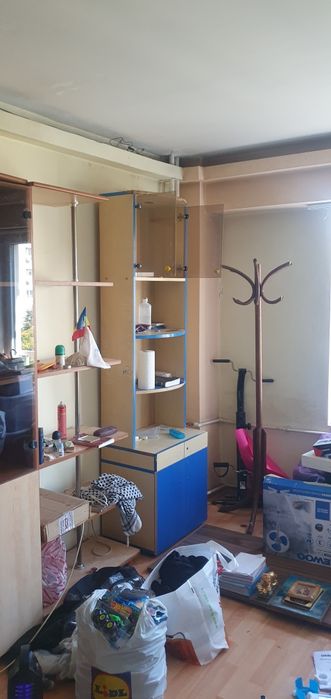 Vând seturi complete mobilier ,, unele deteriorate mai mult ,, altele în stare bună și f buna
