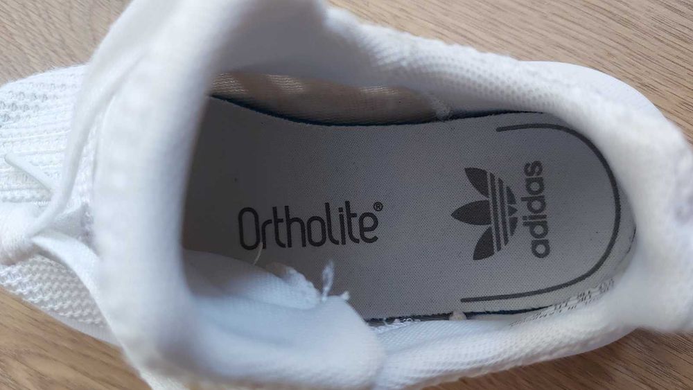 Детски маратонки Adidas номер 29