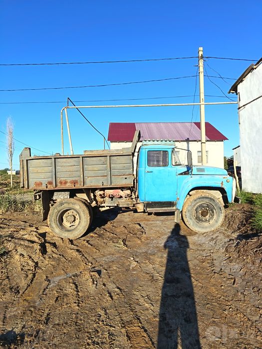 Срочно!!! Зил сотилади.