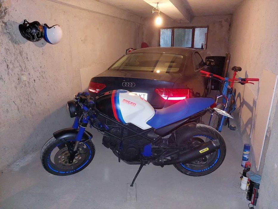 Ducati Monster 600 (cafe racer) 1999