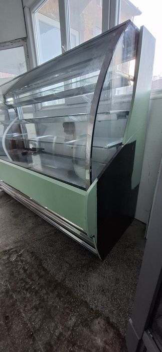 Хладилни витрини
