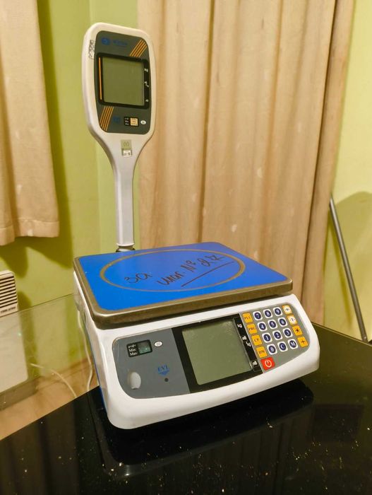 Елетронна везна, търговска.