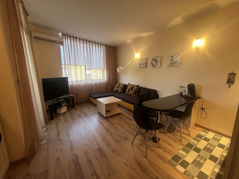 Продава се Двустаен апартамент в к.к. Слънчев бряг - 62 кв.м за 1097 €/кв.м - Снимка #19