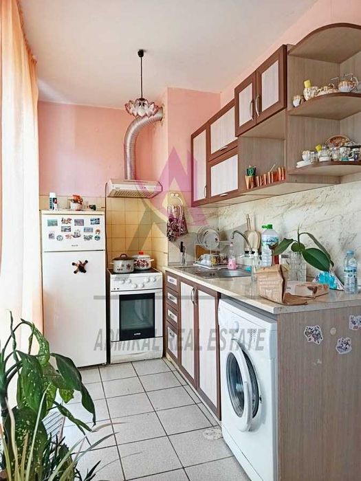 Дава се под наем Четиристаен апартамент в Варна, Електрон - 96 кв.м за 560 € - Снимка #2