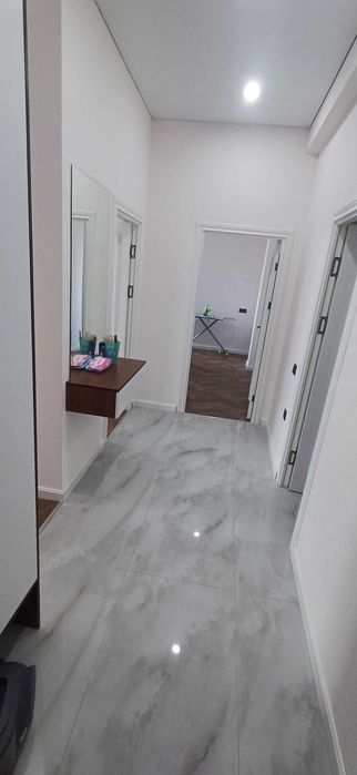 СВОЯ КВАРТИРА. Продам 2х комнатную квартиру, новостройка, Юнусабад 17.