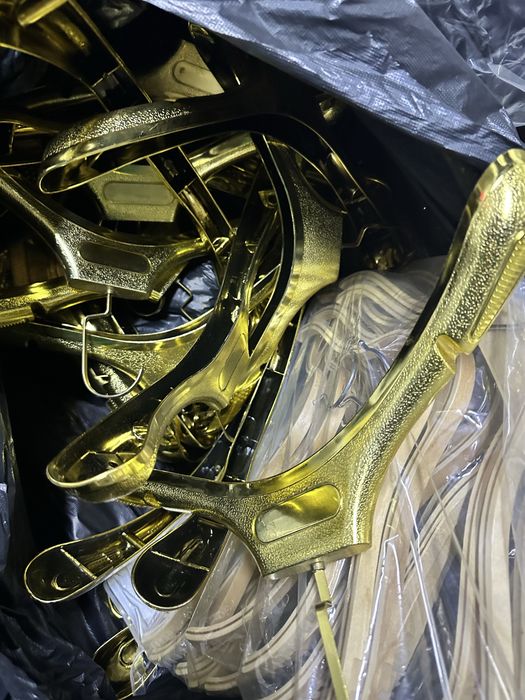 Продам вешалки для магазина